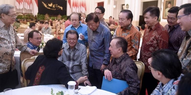 Menteri Keuangan Sri Mulyani berbincang dengan para konglomerat Indonesia