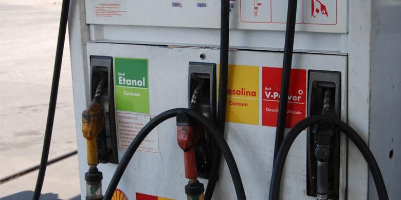 Ilustrasi tempat pengisian bahan bakar etanol.