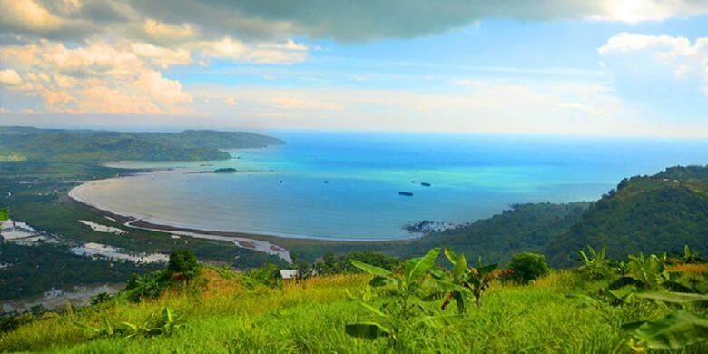 Geopark Ciletuh di Kabupaten Sukabumi, Jawa Barat