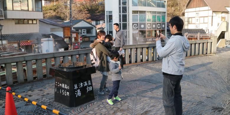 Destinasi wisata Kusatsu Onsen di Prefektur Gunma, Jepang, Kamis (1/12/2016). Kusatsu Onsen merupakan destinasi wisata air panas terkenal di Jepang. 