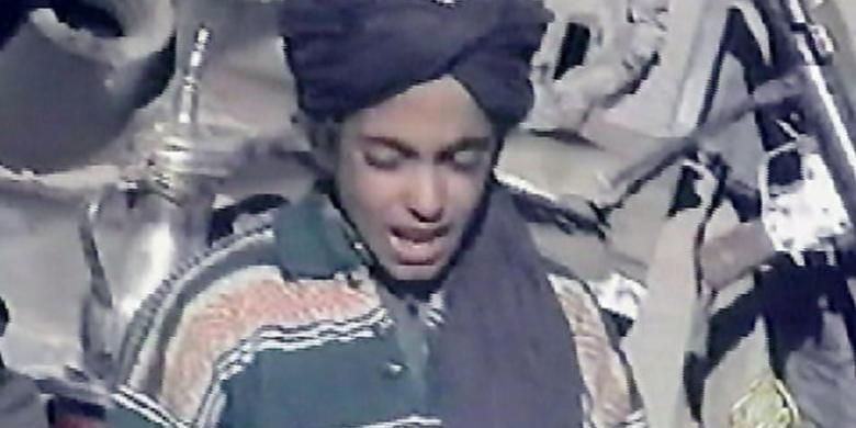 Hamza bin Laden diperkirakan lahir di Jeddah, Arab Saudi, pada 1989. 