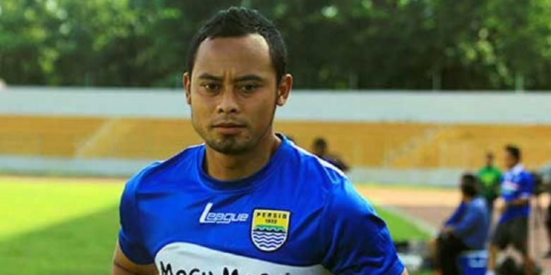 Kapten Persib Bandung Atep Rizal.