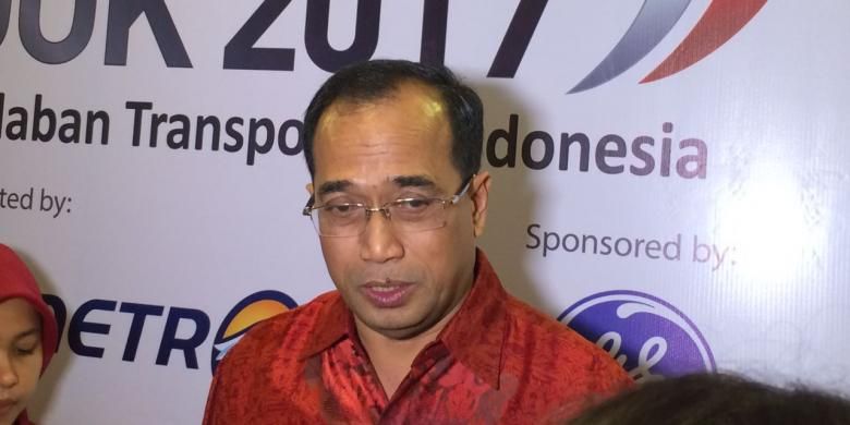 Menteri Perhubungan Budi Karya Sumadi di Hotel Borobudur Jakarta, Kamis (26/1/2017)
