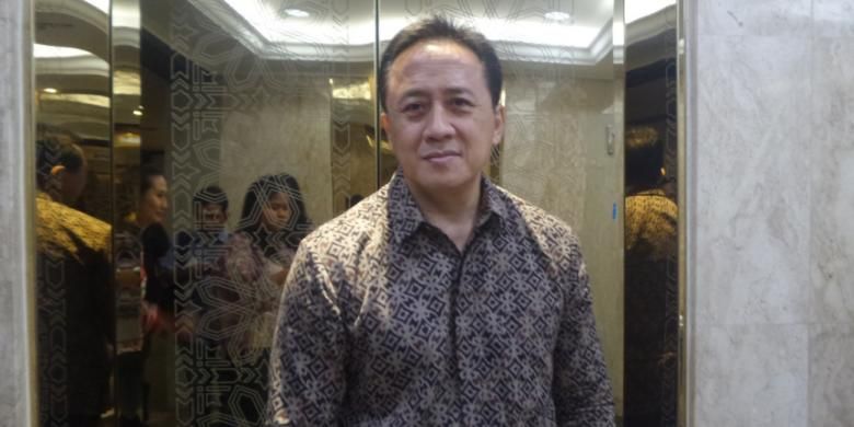 Triawan Munaf diabadikan usai konferensi pers Indonesian Creatif Incorporated (ICINC) oleh Bekraf  di Gedung Kementerian BUMN, Jakarta Pusat, pada Rabu (8/2/2017).