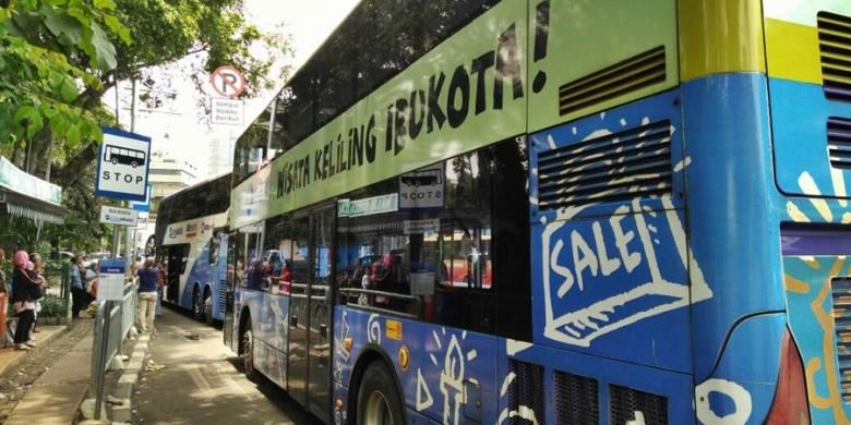 Bus Wisata Jakarta, alternatif transportasi wisata bagi wisatawan di Jakarta.