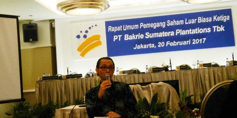 Konfrensi pers PT Bakrie Sumatera Plantation Tbk. (UNSP) usai melakukan Rapat Umum Pemegang Saham Luar Biasa ketiga (RUPSLB) di Jakarta, Senin (20/2/2017).