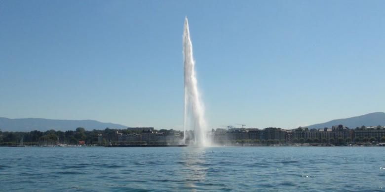 Air mancur Jet d?Eau di Jenewa, Swiss, yang artinya air jet atau air mancur yang melambung tinggi hingga 140 meter.