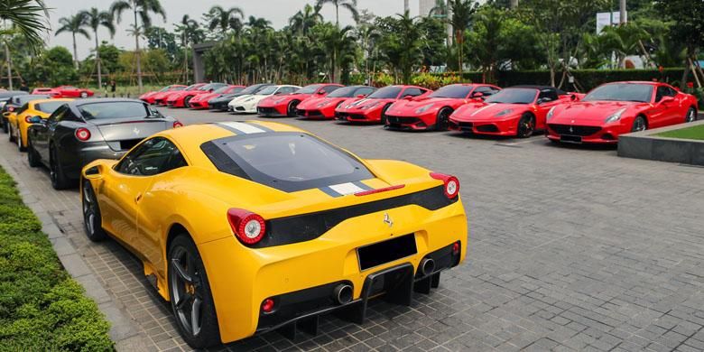 Kumpul pertama Ferrari Owners Club Indonesia (FOCI) pada 2017 dilakukan di Senayan, Jakarta.