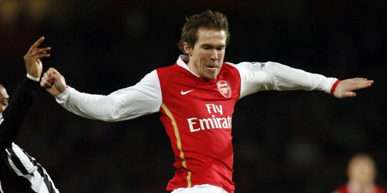 Aksi Aleksandr Hleb dalam partai Arsenal lawan Newcastle United di Stadion Emirates, London, 29 Januari 2008.