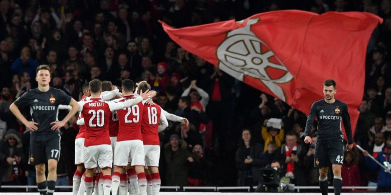 Para pemain Arsenal merayakan gol yang dicetak Aaron Ramsey ke gawang CSKA Moskva dalam laga leg pertama perempat final Liga Europa di Stadion Emirates, London, Inggris pada 5 April 2018.
