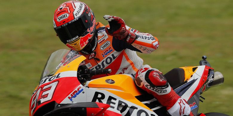 Marc Marquez (Repsol Honda) saat melintasi Sirkuit Mugello untuk mengikuti sesi latihan bebas MotoGP Italia yang berlangsung Jumat (1/6/2018).