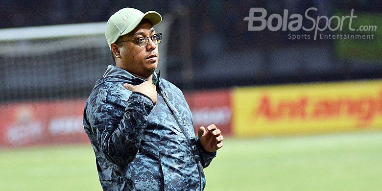 Manajer Persebaya Chairul Basalamah saat menghadiri laga Blessing Game antara Persebaya kontra Serawak FA, Minggu (18/3/2018) di Gelora Bung Tomo Surabaya.
