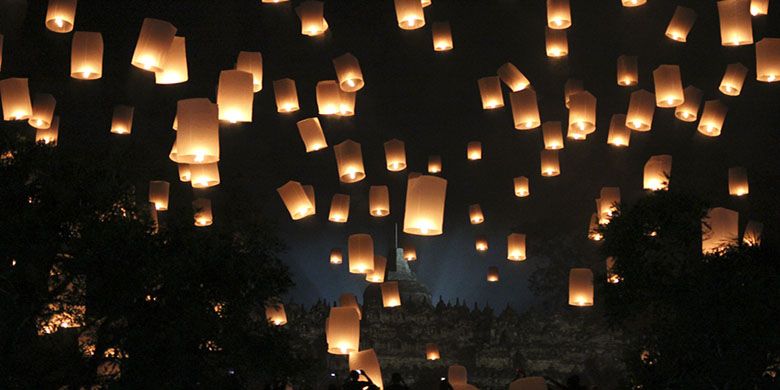 Tahun Baru di Candi Borobudur (Shutterstock)