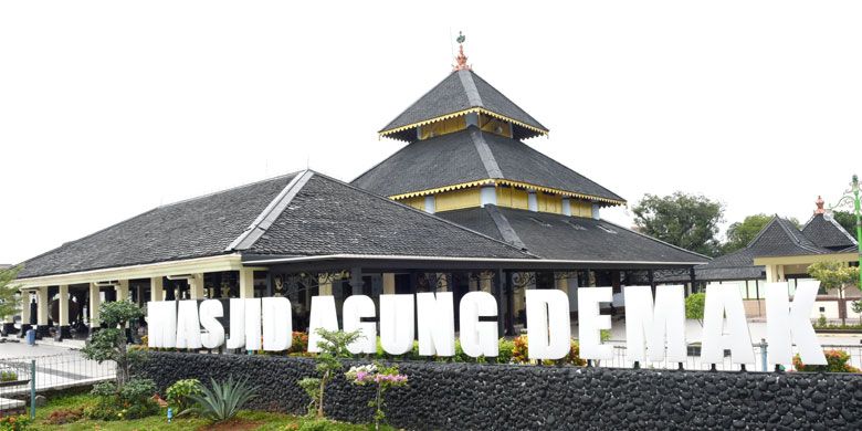 Masjid Agung Demak