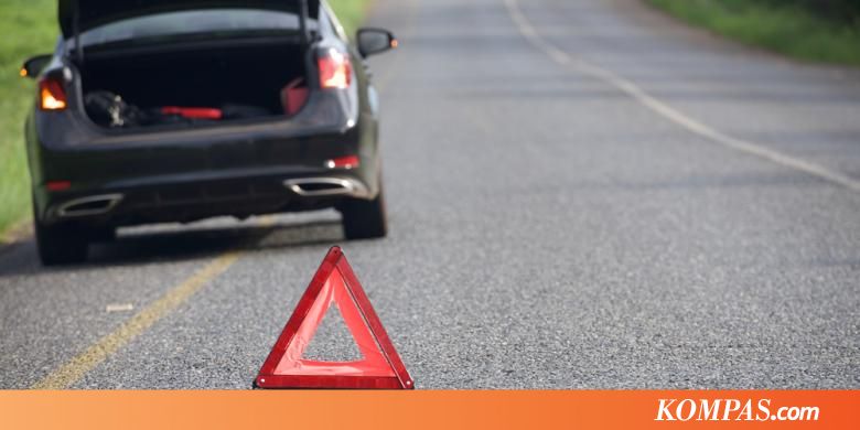Peralatan Darurat yang Wajib Ada di Dalam Mobil