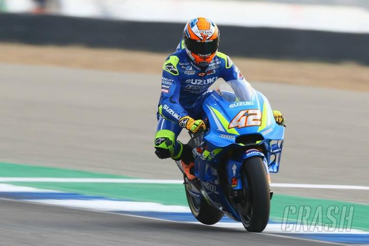 Alex Rins saat menjalani tes pra musim di Buriram, Thailand 2018.