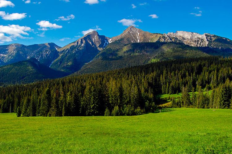 Pergunungan Tatra di Slovakia.