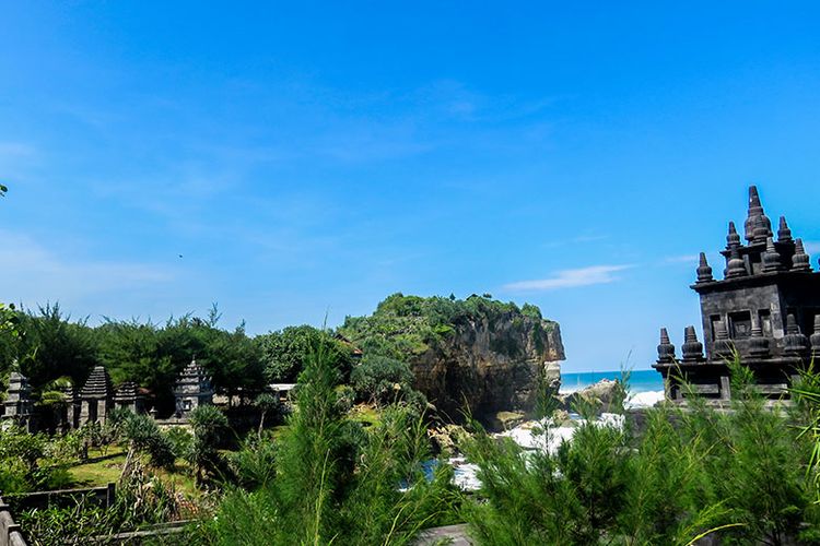 Pantai Ngobaran, Gunungkidul, Yogyakarta.