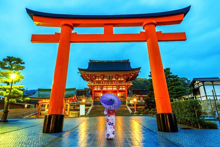 Kuil Fushimi Inari di Kyoto.