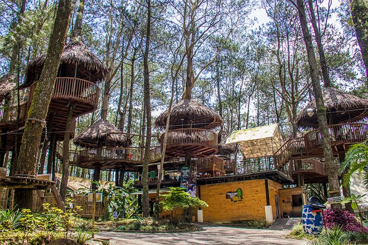 Kopeng Treetop di Kaki Gunung Merbabu.