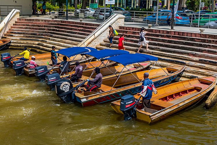 Taksi Air di Kota Bandar Seri Begawan.