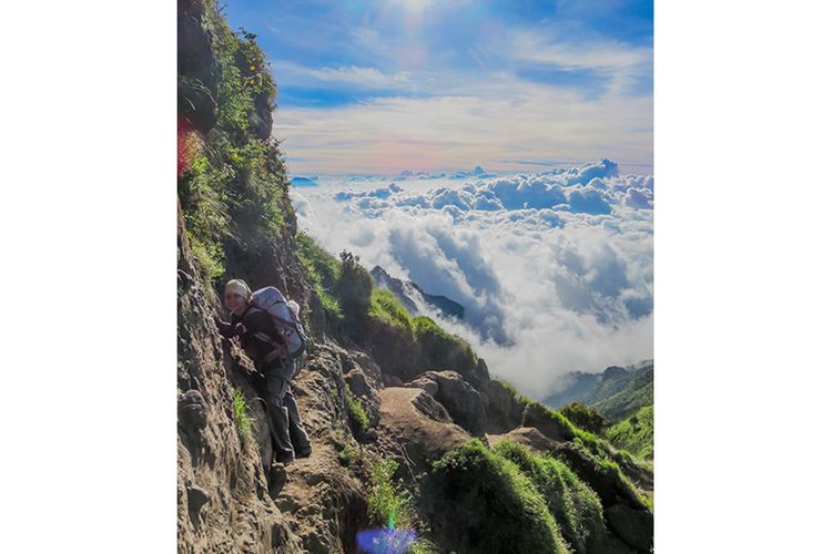 Ondorante di jalur pendakian Gunung Merbabu rute utara yang harus dilewati pendaki menjelang puncak.
