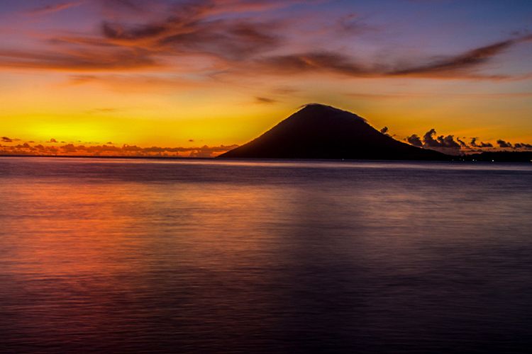 Pulau Manado Tua.