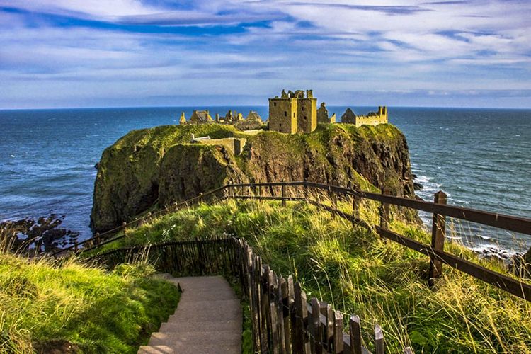 Kastel Dunnottar di Aberdeen, Skotlandia.