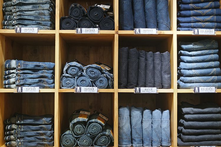 Berbagai pilihan denim Pepe Jeans London yang siap dimodifikasi sesuai karakter dan keinginan penggunanya.