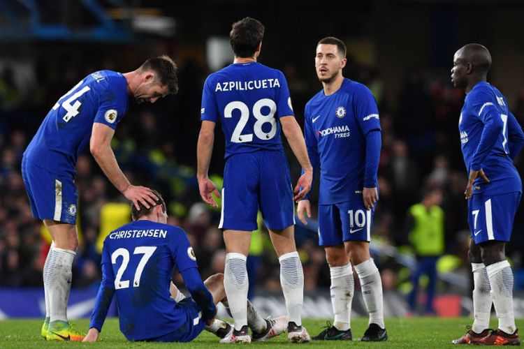 Andreas Christensen mengalami cedera pada pertandingan Premier League antara Chelsea dan Bournemouth di Stamford Bridge, Rabu (31/1/2018).