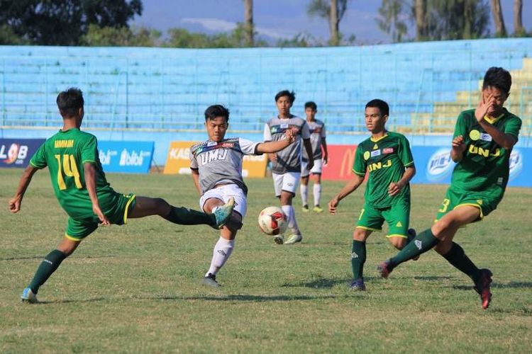 Universitas Muhammadiyah Jakarta (UMJ) mengalahkan salah satu favorit terdepan untuk melaju ke final LIMA Football Nationals 2018. Di semifinal pada Senin (24/9), UMJ mengempaskan Univ. Negeri Jakarta (UNJ) untuk menghasilkan final sesama Univ. Muhammadiyah.