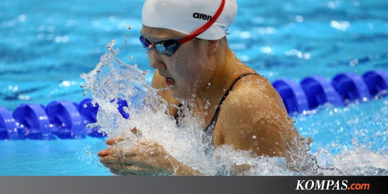 Perenang Putri China dan Korea Bertikai di Kolam