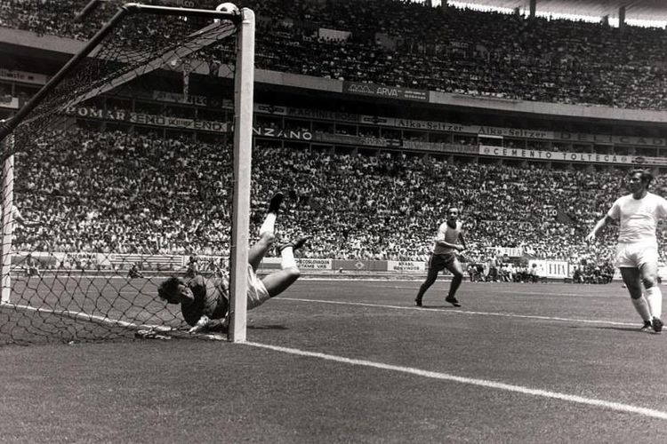 Penyelamatan spektakuler Gordon Banks saat Piala Dunia 1970 