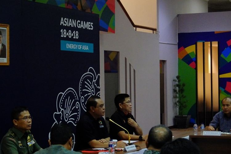 Chef de mission kontingen Indonesia, Komjen Pol Syafruddin saat bertemu dengan induk cabor peserta Asian Games 2018, Jumat (20/07/2018)