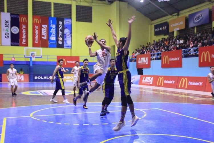 Ubaya kembali merengkuh gelar juara. Langkah tim ini akan berlanjut di fase berikutnya, yaitu LIMA Basketball Nationals. Tak hanya Ubaya, Unair dan Universitas Negeri Malang pun turut mengikuti langkah Ubaya. Ketiga tim ini akan menjadi wakil region Jawa Timur di perhelatan akbar tahunan tingkat nasional, pada 9-16 Agustus 2018  ini.