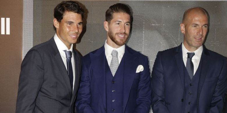 Rafael Nadal (kiri) bersama Sergio Ramos dan Zinedine Zidane