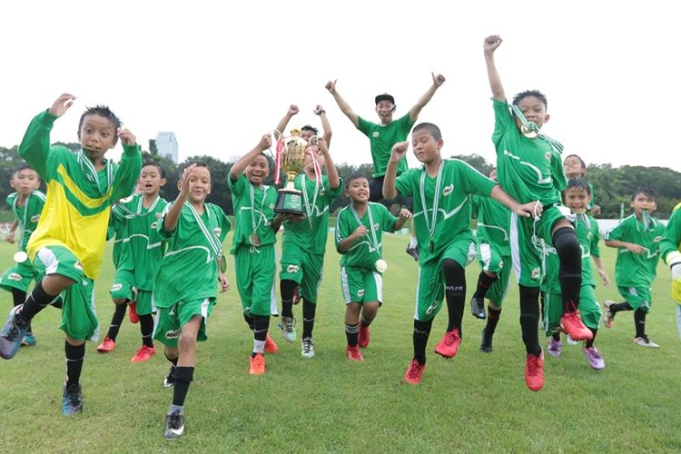 SD Islam Al Jannah Cibubur berhasil merebut gelar juara MILO Football Championship dari Madrasah Ibtidaiyah Negeri (MIN) 6 Gandaria yang merupakan juara tahun lalu. 