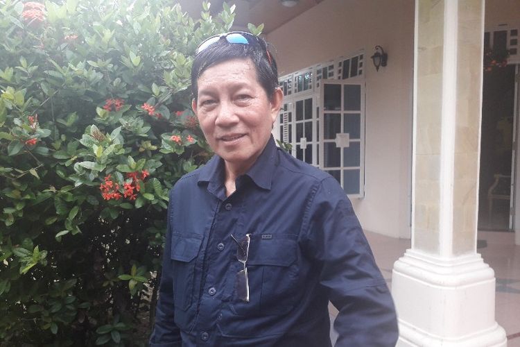 Wali Kota Manado Vicky Lumentut saat diwawancarai Kompas.com di rumahnya, di Pakowa, Kecamatan Wanea, Kamis (31/01/2019).