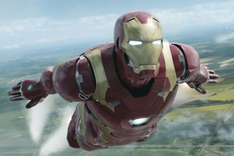 Superhero Iron Man, yang diperankan Robert Downey Jr, dalam film yang diproduksi Marvel Studios.