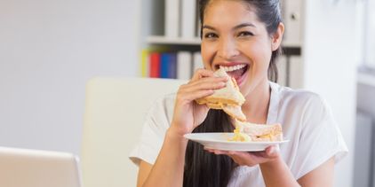  Mengenali Rasa Lapar yang Timbul karena Emosi