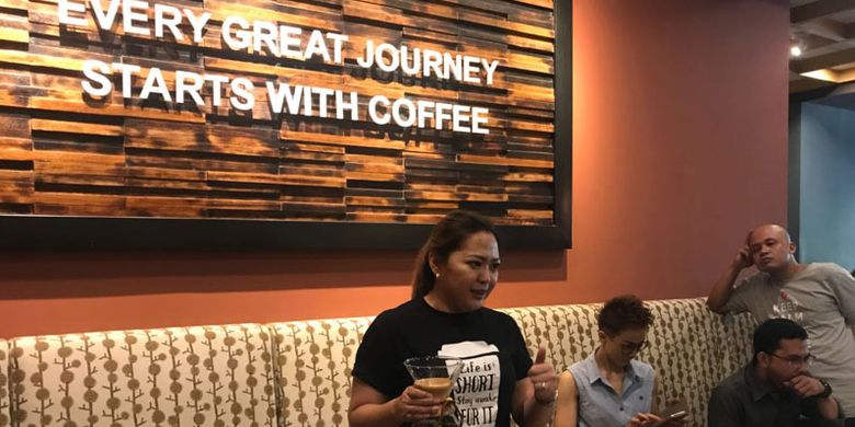 Sebanyak 18 peserta mengikuti kelas kopi bertema Spilling the Beans yang digelar Kompas.com bekerja sama dengan Caribou Coffee di Gedung Sarinah, Jakarta Pusat, Sabtu (7/4/2018).