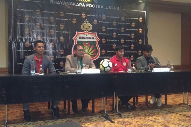 Angel Alfredo Vera diresmikan Bhayangkara FC sebagai pelatih anyar di Hotel Sultan, Jakarta, Selasa (5/2/2019).