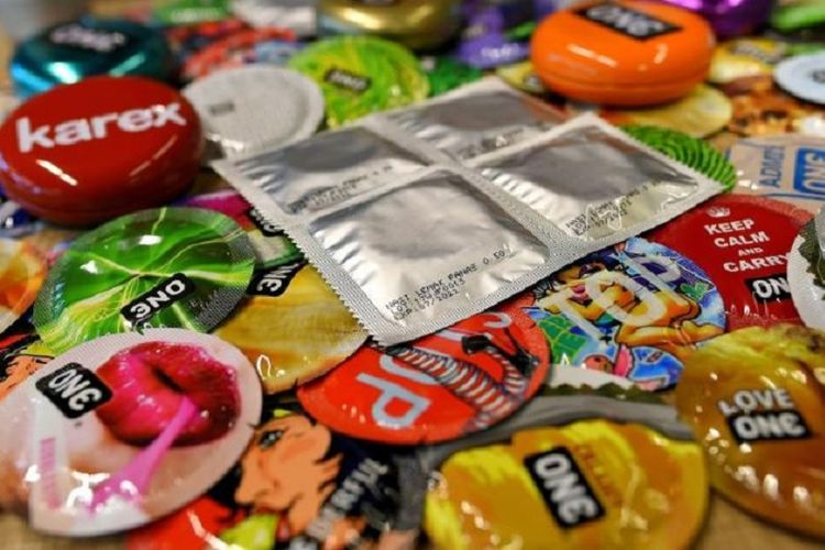 Bebagai macam kondom Karex yang dijual di penjuru dunia