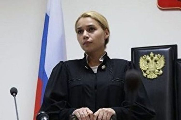 Hakim Rusia Irina Devayeva.