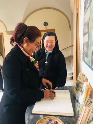 Menteri Kelautan dan Perikanan Susi Pudjiastuti berkunjung ke Biara Ursulin, Roma, Rabu (12/12/2018).
