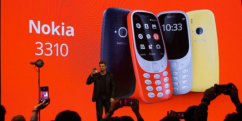 CEO HMD Global, Arto Nummela dalam peluncuran Nokia 3310 baru di MWC 2017, Minggu (27/2/2017).