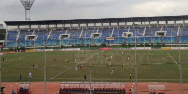 Pertandingan antara Indonesia vs Vietnam dalan laga Piala AFF U-18 2017 di Stadion Thuwunna, Yangon, Myanmar, Senin (11/9/2017). 