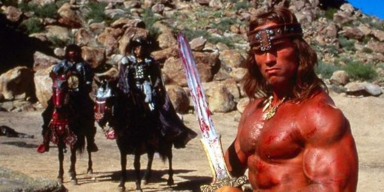 Arnold Schwarzenegger dalam Conan the Destroyer.(Warner Brothers/Daily Mirror)