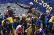 Hujan Warnai Penyerahan Medali dan Trofi Piala Dunia 2018