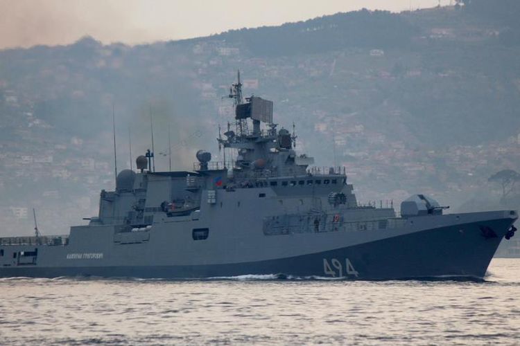 Kapal perang AL Rusia Admiral Grigorovich sedang berlayar di Selat Bosphorus pada 7 april lalu.